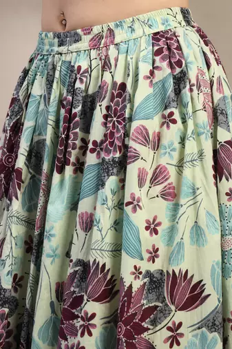 Green floral printed cotton flared maxi skirt for women