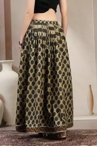 Green floral printed cotton flared maxi skirt for women