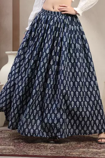 Blue floral printed cotton flared maxi skirt for women