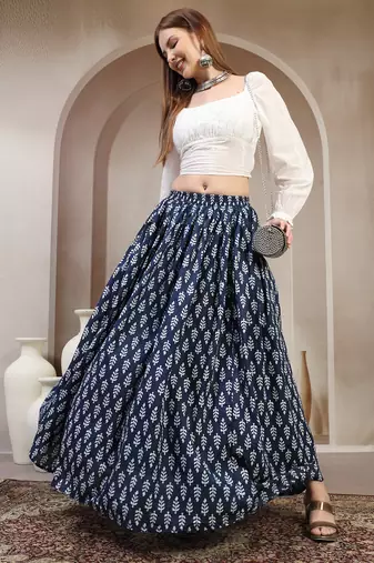 Blue floral printed cotton flared maxi skirt for women