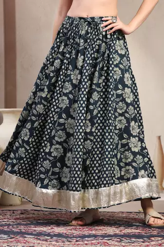 Black floral printed cotton flared maxi skirt for women