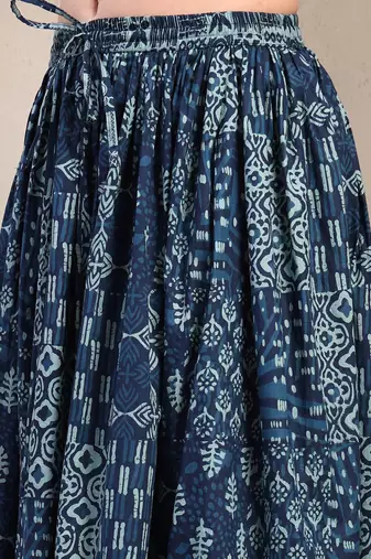 Blue floral printed cotton flared maxi skirt for women