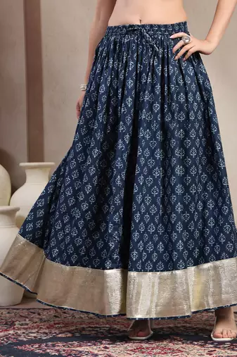 Blue floral printed cotton flared maxi skirt for women