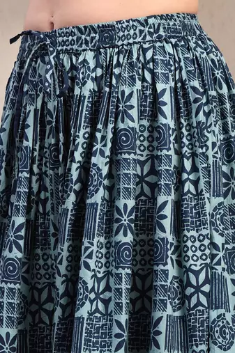 Blue floral printed cotton flared maxi skirt for women