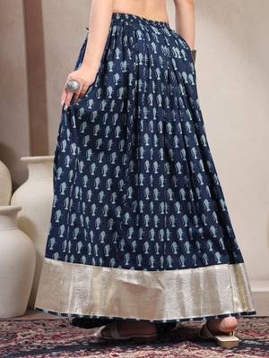 Blue graphic printed cotton flared maxi skirt for women 3