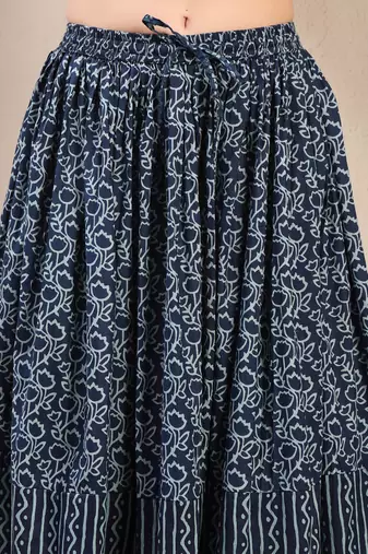 Blue floral printed cotton flared maxi skirt for women