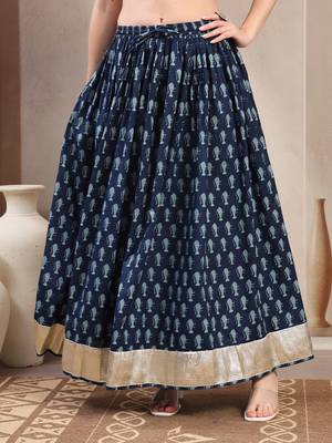 Blue graphic printed cotton flared maxi skirt for women 2