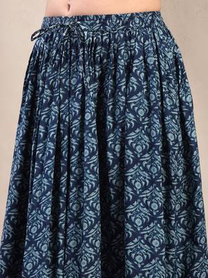 Blue floral printed cotton flared maxi skirt for women 4