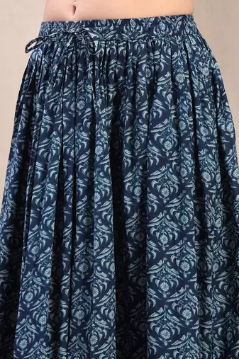 Blue floral printed cotton flared maxi skirt for women