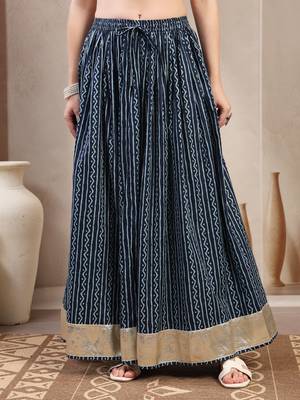 Blue printed cotton flared maxi skirt for women 2