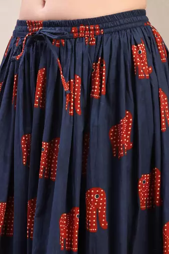Blue graphic printed cotton flared maxi skirt for women