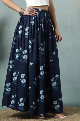 Blue floral printed cotton flared maxi skirt for women