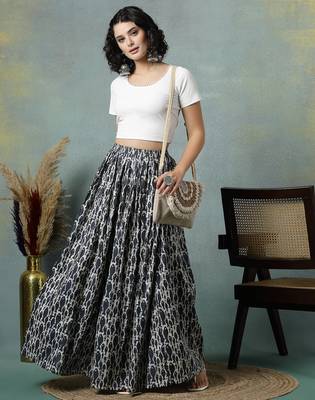 Grey graphic printed cotton flared maxi skirt for women 5