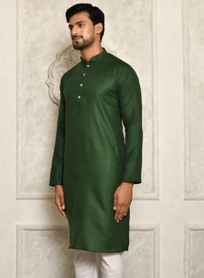 Bottle green cotton kurta with pattern work and fancy button 3