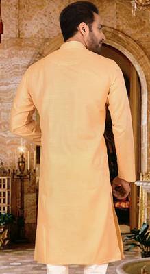 Beige cotton kurta with pattern work and fancy button 2
