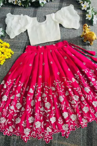 Kids girls embroidered work georgette lehenga choli set