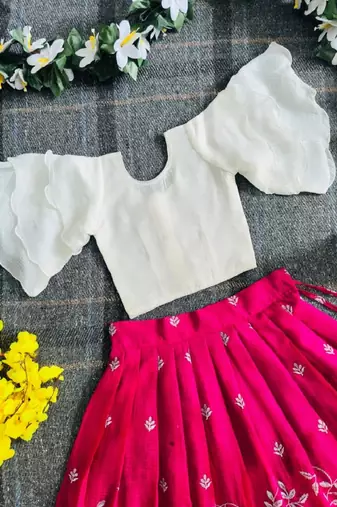Kids girls embroidered work georgette lehenga choli set