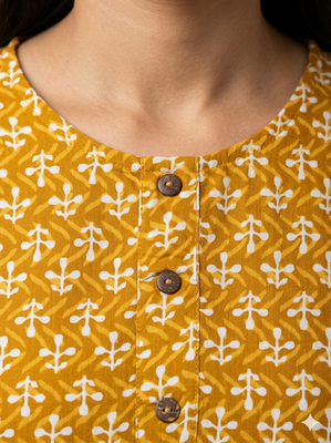 Saka Designs Mustrad Yellow Printed Cotton Kurti 4