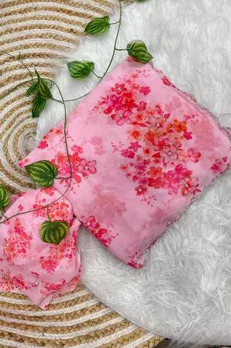 Pink georgette printed saree with floral print
