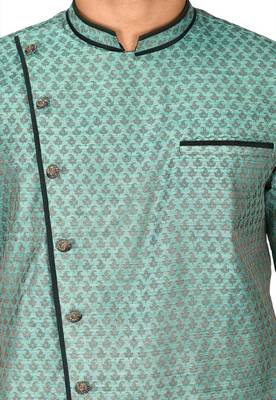 green zari jmr  kurta with  metal buttons 4