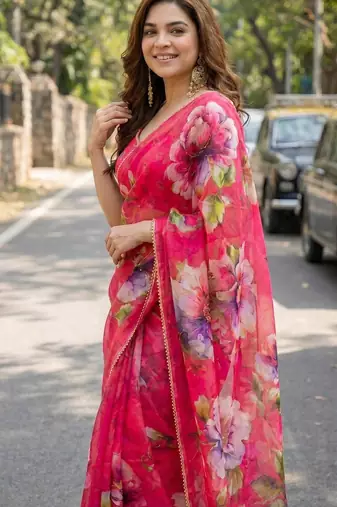 Pink georgette printed saree with floral print