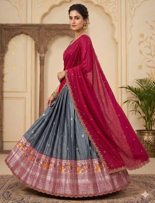 Graceful Grey Ethnic Set Paired with Magenta Pink Scalloped Border Dupatta 3