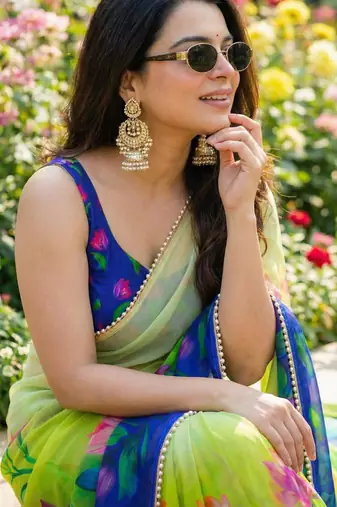 Multicolor georgette printed saree with floral print