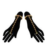 Simple gold hath phool