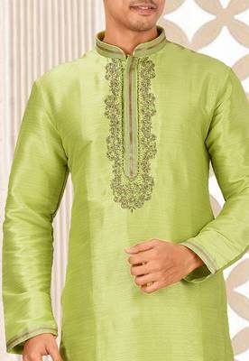 Green mulbury  kurta with pattern work&hand work 3