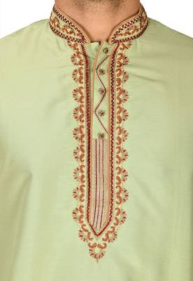 chatni green cotton silk   kurta with  hand work on collor button neck and mohri 2