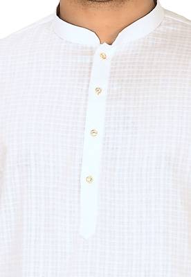 White cotton silk kurta withfancy buttons 2