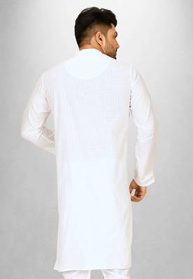 White cotton silk kurta withfancy buttons 3