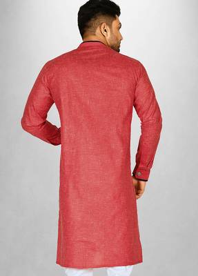 Red slub cotton  kurta with asymmetrical side open patttern 3