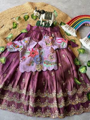 Kids girls festive wear position embroidered work lehenga choli set 2