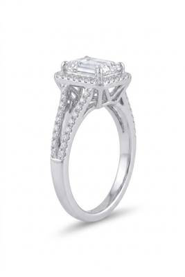 925 sterling silver cubic zirconia emerald cut cz halo engagement ring with split pavé band 2