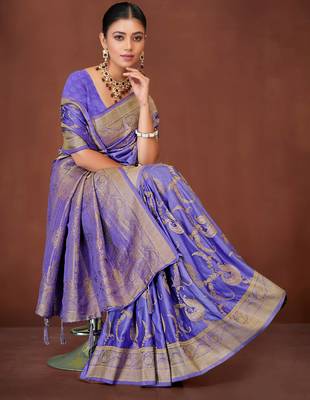 Lavender Banarasi Satin Silk Saree with Rich Gold Zari Paisley Weaving and Traditional Pallu 3