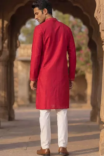 Mens pink silk blend solid embroidered kurta