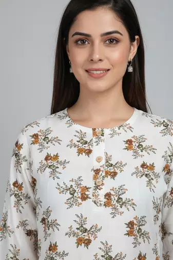 Saka Designs White Printed Cotton Kurti