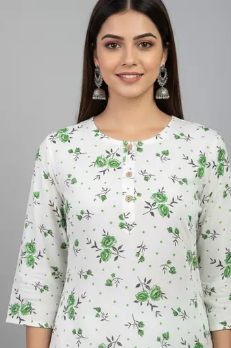 Saka Designs White Printed Cotton Kurti