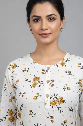 Saka Designs White Printed Cotton Kurti