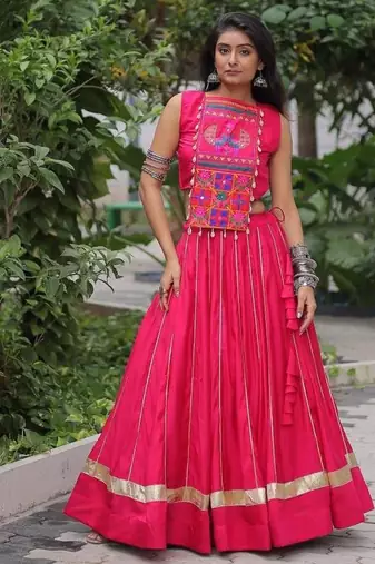NAVRATRI WAER PINK ROMAN WITH GOTTA PATTI LACE LEHENGA TOP FULL STITCHED.