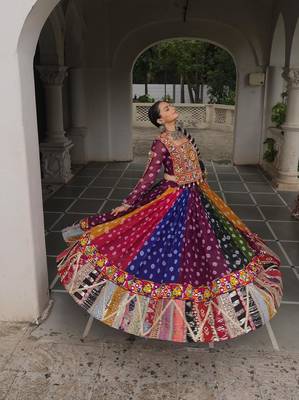 NAVRATRI  MULTI GEORGETTE PRINT GAMTHI EMBELLISHED WORK LEHENGA TOP FULL-STITCHED 4