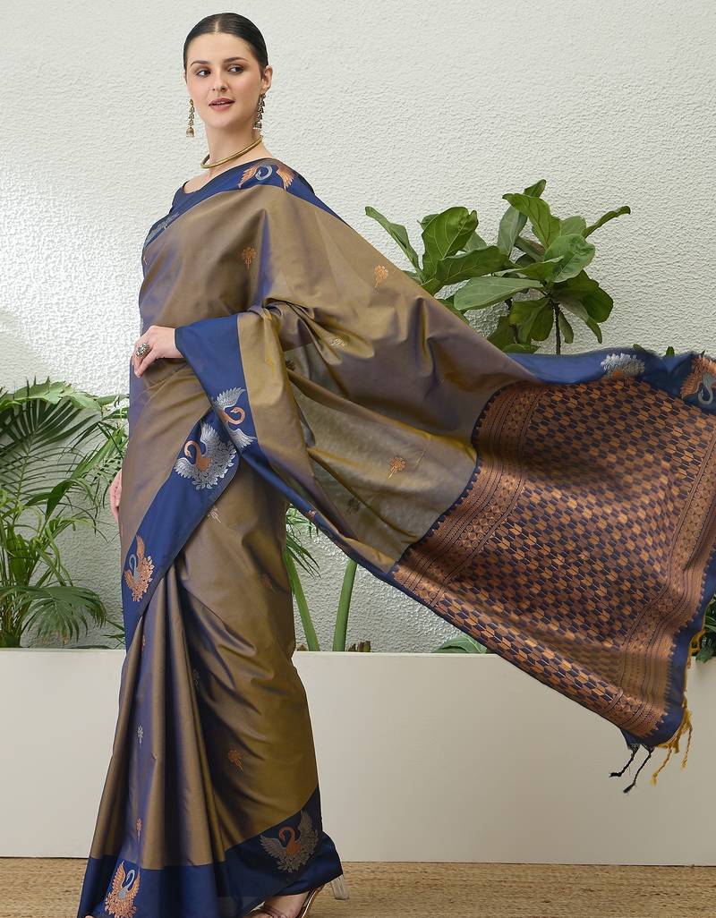 Blue color readymade handloom silk saree with unstitched designer blouse