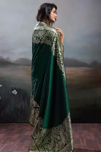 Green colour silk blend saree with rich gold zari work