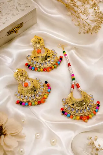 Wedding style kundan earrings and tikka