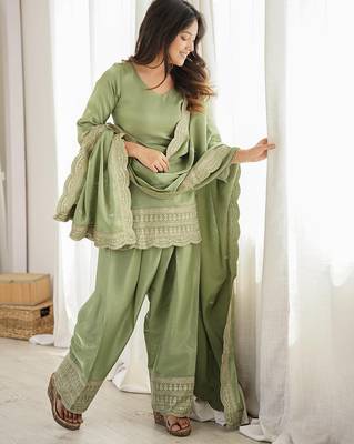 Pista green roman silk dori zari sequence embroidered work Suit set 4