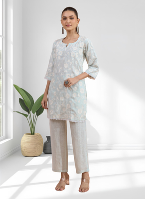 Women's linen sky blue embroidered short kurta with pant 1