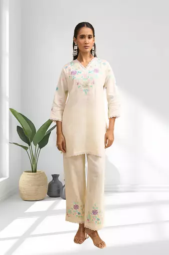 Women's linen cream embroidered short kurta with pant