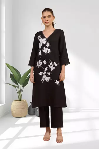 Women's linen black embroidered long kurta with pant