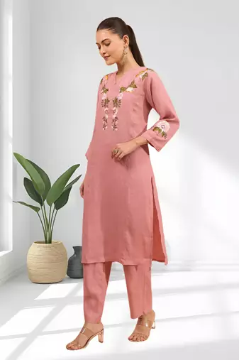 Women's linen pink embroidered long kurta with pant